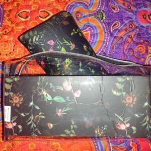 NEW! Women's Make Up Case